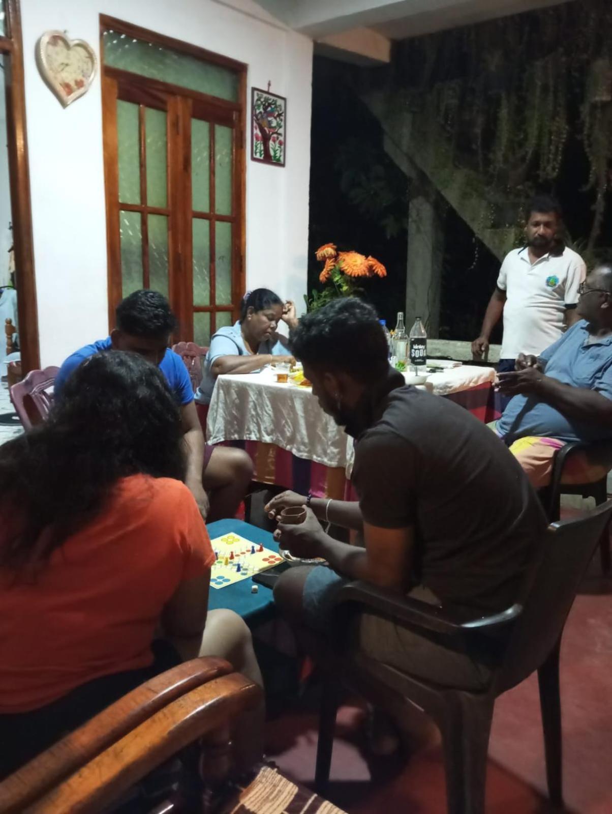 Nelum Home Stay Sigiriya Buitenkant foto